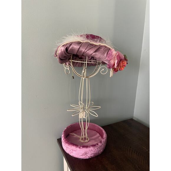Victorian Shabby Chic Purple Velvet Jewelry Holder w/ Floppy Hat - Picture 2 of 6